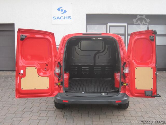 Kastenwagen Ford Courier Limited Navi Kamera 2xSchiebetür