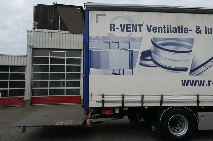 Sliding tarpaulin Scania G320 NGS | Sliding curtains | Dhollandia 2000Kg...