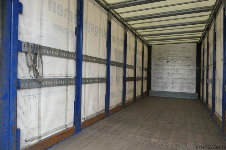 Sliding tarpaulin Scania G320 NGS | Sliding curtains | Dhollandia 2000Kg...