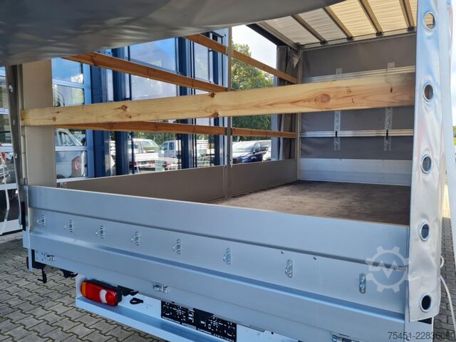 Curtain sider van Renault Master 35 Pritsche SchiebePlane Schlafkabine