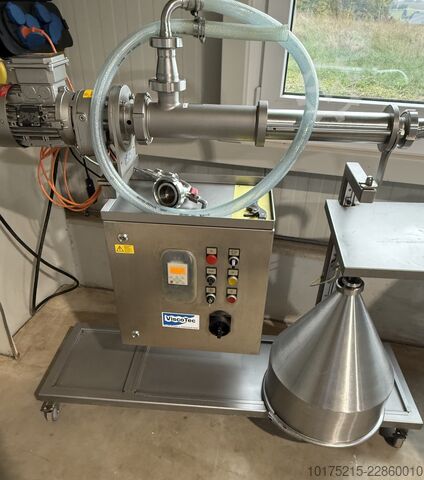 Filling technology ViscoTec ViscoDos III Dosier- und Förderanlage