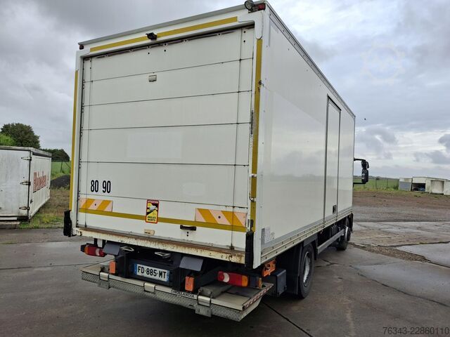 Box truck Iveco EUROCARGO ML 120E21P - E6