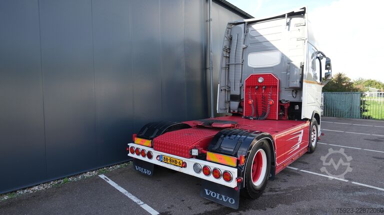 Gefährliche Stoffe Volvo FH500 ADR GLOBETROTTER SHOWTRUCK