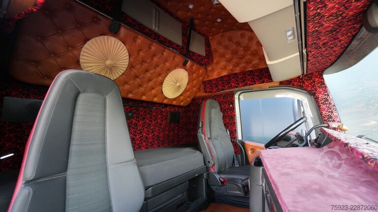 Gefährliche Stoffe Volvo FH500 ADR GLOBETROTTER SHOWTRUCK