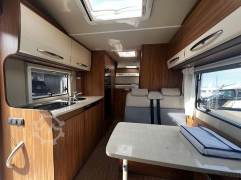 Wohnwagen/Wohnmobil Carado A 464