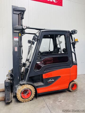 Elektro 4 Rad-Stapler Linde E 30 HL-01/600 Kabine Triplex STVO ZVG