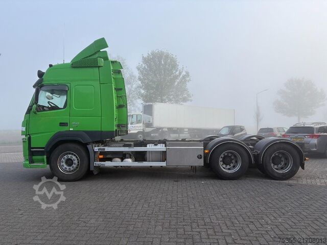 Chassis cab Volvo FM450 6x2 / Euro 6 / Chassis / 331.000 KM