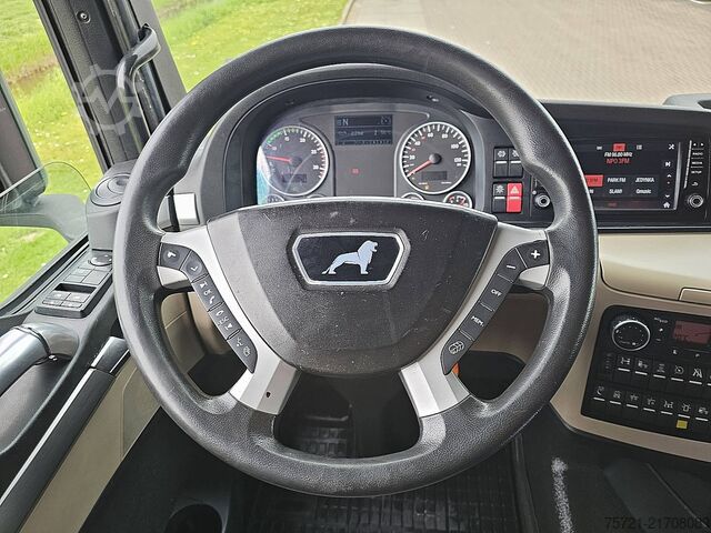 Standard-SZM MAN 18.460 TGX