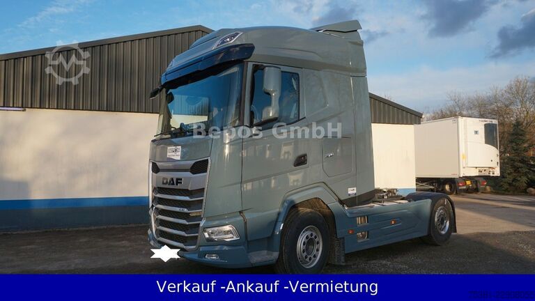 Standard tractor unit DAF XG FT 530- Kipphydraulik-Retarder-2-Tanks