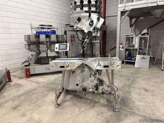 Top and bottom labelling machine with conveyor Unknown 
