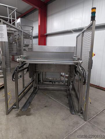 2012 FoodeQ TVB400/4350 tipper with discharge belt and cross conveyor FoodeQ TVB400/4350