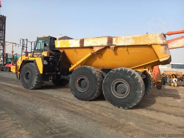 Dumper Komatsu HM400-3R (4 pcs available in Abu Dhabi)