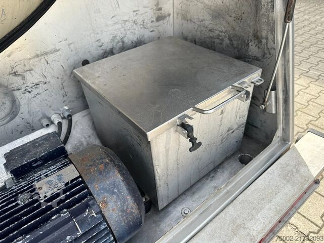 Food tanker Feldbinder LEBENSMITTEL / LEVENSMIDDELEN / FOOD / 33.500L ...
