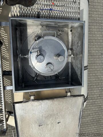 Food tanker Feldbinder LEBENSMITTEL / LEVENSMIDDELEN / FOOD / 33.500L ...