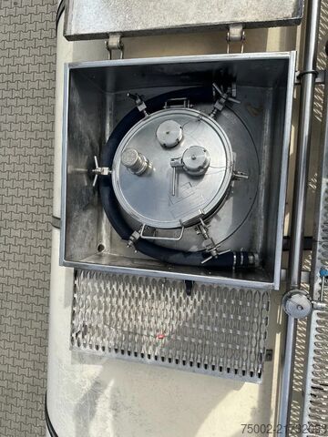 Food tanker Feldbinder LEBENSMITTEL / LEVENSMIDDELEN / FOOD / 33.500L ...
