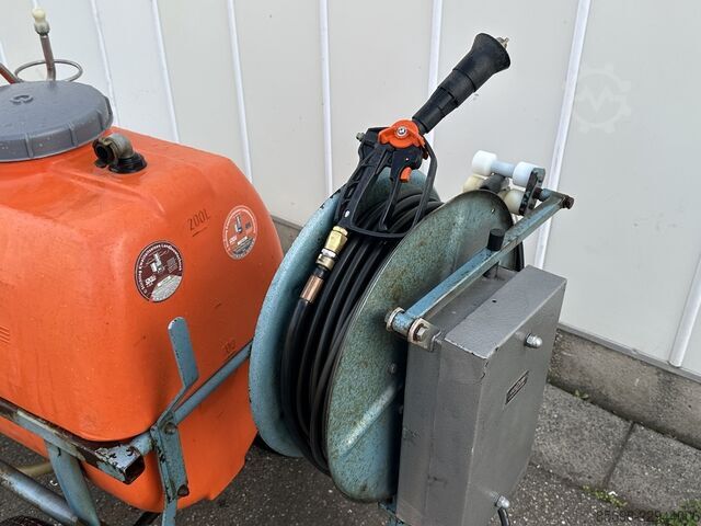 Empas 30-40-200B Spritzwagen 200 Liter mit Benzinmotor EMPAS 30-40-200B