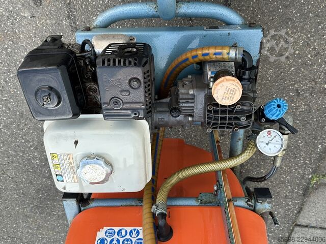 Empas 30-40-200B Spritzwagen 200 Liter mit Benzinmotor EMPAS 30-40-200B