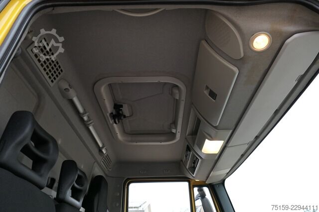 Box truck iveco EuroCargo ML 120 E28/P