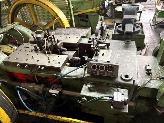 Cold heading machine SENGER AS 3 V