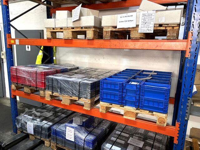 Heavy-duty shelving unit without contents KAISER + KRAFT Heavy-duty Shelving