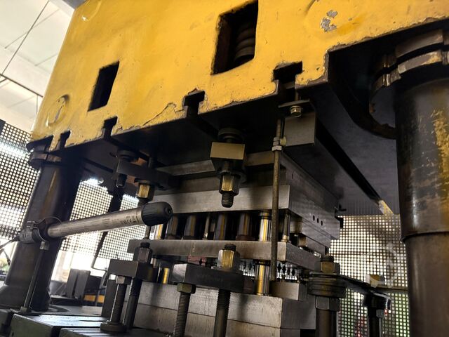 Mechanical multi-station press SCHULER die press