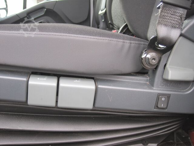 Box wagon high + long Opel Movano 2,3 D L2H2 Schwingsitz 270° Türen