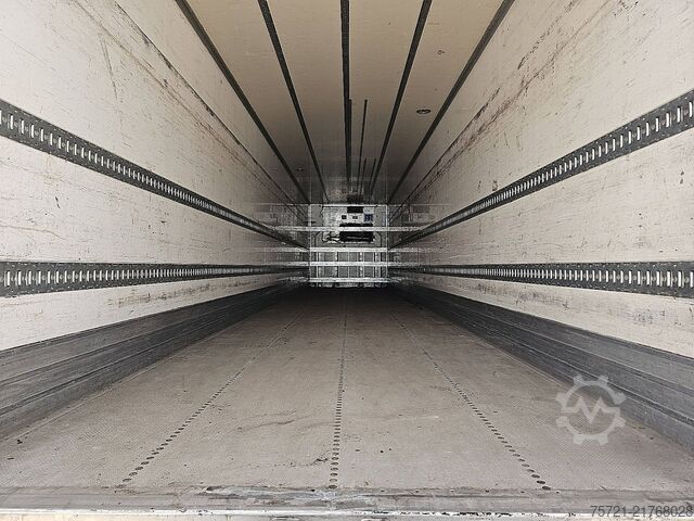 Refrigerated/frozen transport KRONE SD