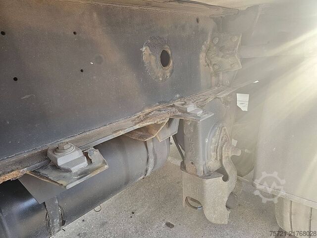 Refrigerated/frozen transport KRONE SD