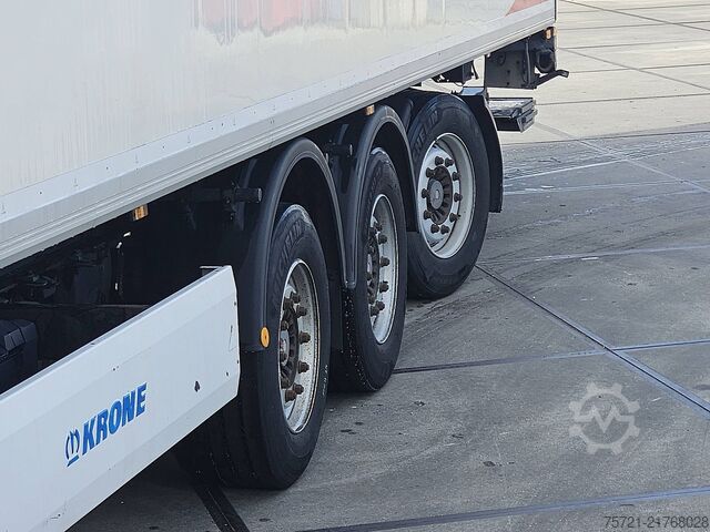 Refrigerated/frozen transport KRONE SD