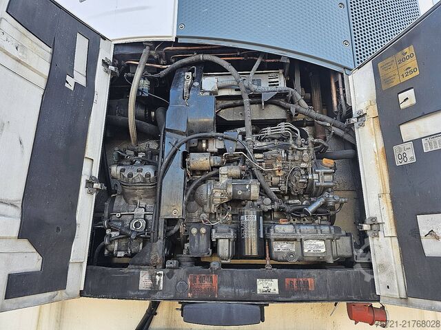 Refrigerated/frozen transport KRONE SD