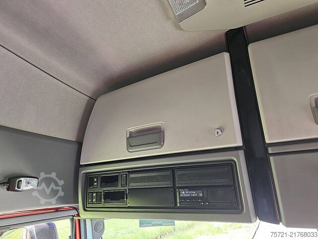 Standard-SZM RENAULT T 520