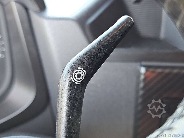 Standard-SZM RENAULT T 520