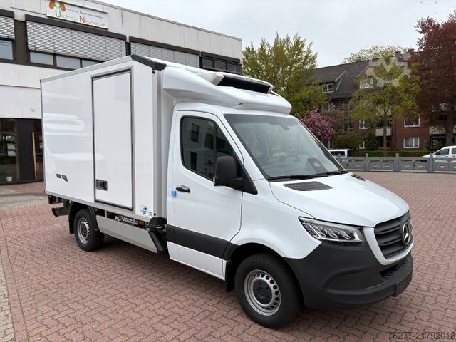 Refrigerator body van MERCEDES-BENZ Sprinter 317 Tiefkühlkoffer