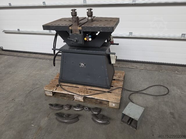 Tube bending machine AMGA B Tube