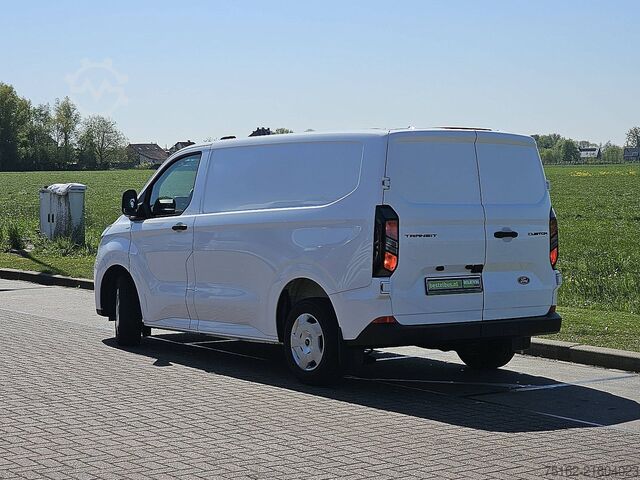 High-roof van FORD TRANSIT CUSTOM 2.0 L1H1 LED Navi!