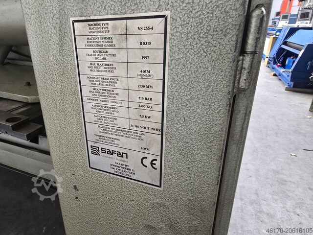 Hydraulic guillotine shear Safan VS 255 4