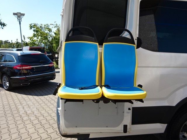 Minibus VOLKSWAGEN Crafter 50 plus Schulbus 34 Sitze Hydraulik-Tür