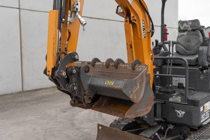 Mini excavator CASE CX 17 C