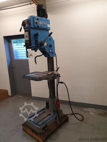 Upright drilling machine IBARMIA AX32