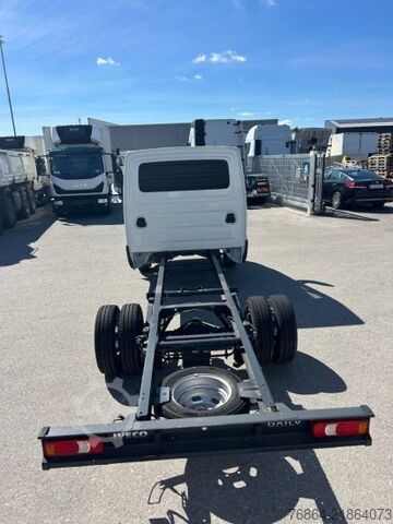 Van chassis IVECO DAILY 40 - 180 FAHRGESTELL, E6 OHNE MOTOR/OHNE GETRIEBE
