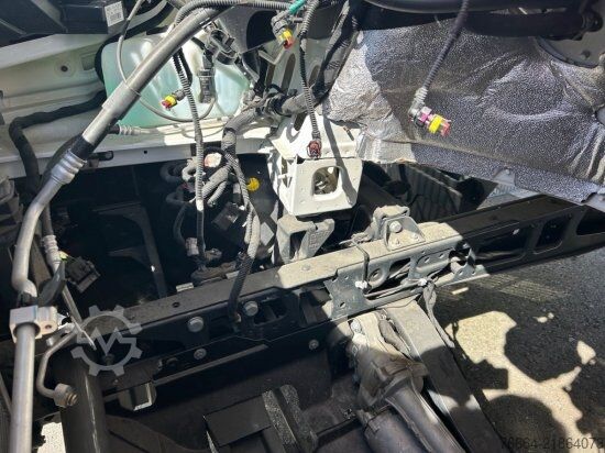 Van chassis IVECO DAILY 40 - 180 FAHRGESTELL, E6 OHNE MOTOR/OHNE GETRIEBE
