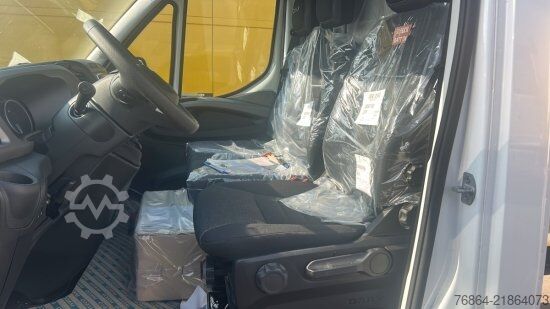 Van chassis IVECO DAILY 40 - 180 FAHRGESTELL, E6 OHNE MOTOR/OHNE GETRIEBE