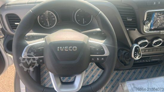 Van chassis IVECO DAILY 40 - 180 FAHRGESTELL, E6 OHNE MOTOR/OHNE GETRIEBE