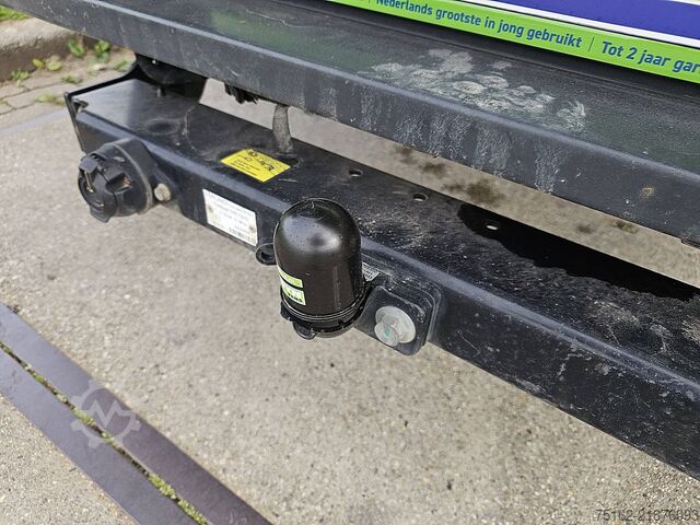 Loading platform IVECO DAILY 35C14  Open-Laadbak