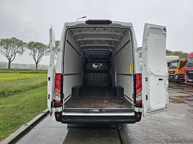 High-roof van IVECO DAILY 35S16 L4H2 Maxi Automaat