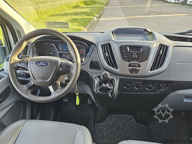 Loading platform FORD TRANSIT 2.2 155Pk .!