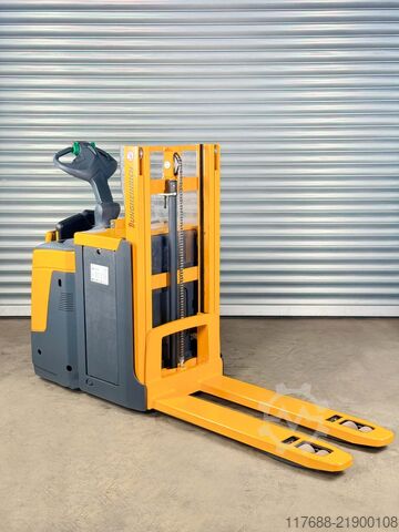 High lift truck driver Jungheinrich ERD 220 - Service Neu - Batterie 91% - Nur 4.165 Std.-2,01m