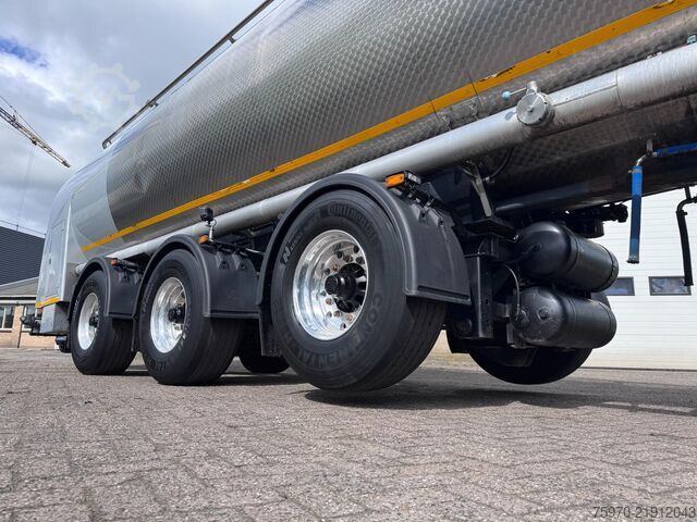 Milk tanker MAN TGS TGS 470 2020 + 2014 LAKO T344 MILK TRAILER