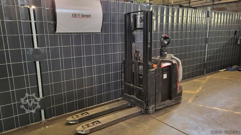High Lift stacker BT SPE 200 D // Duplex // Initialhub // Plattform //