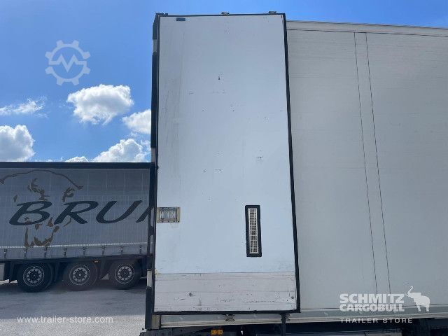 Reefer semitrailer Schmitz Cargobull Semitrailer Reefer Multitemp